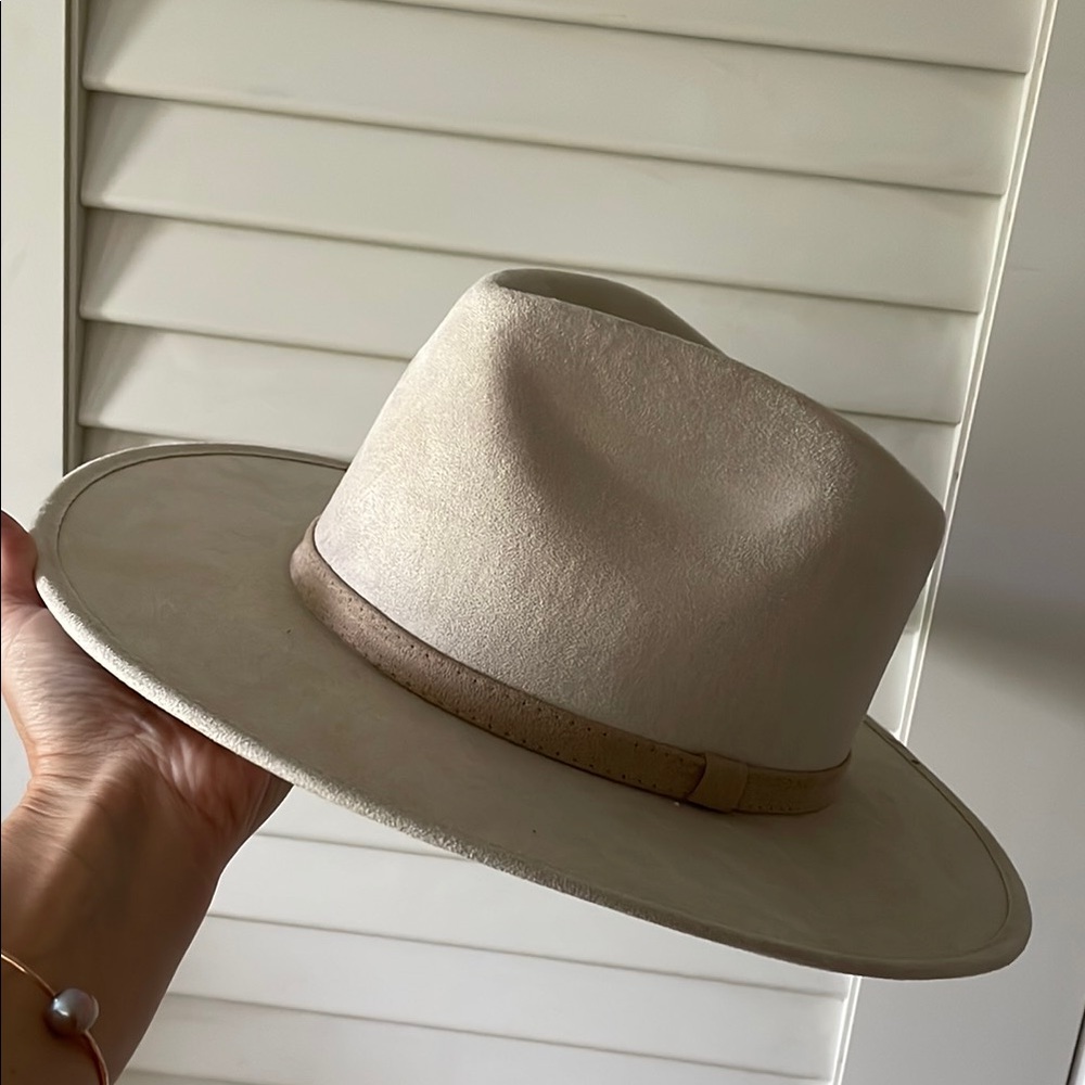 Chic Cream Fedora with Tan Band